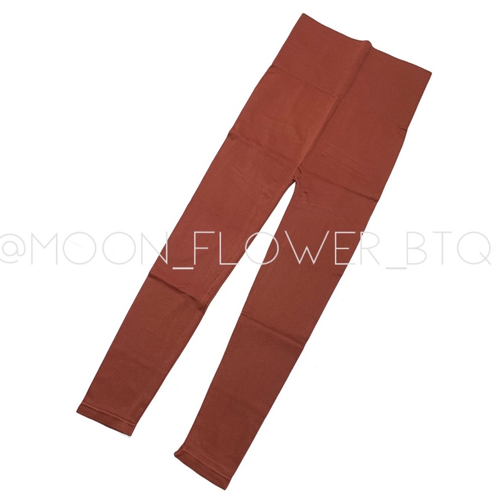 Zenana Rust Buttery Soft Tummy Control High Waist Capri - Picture 4 of 7